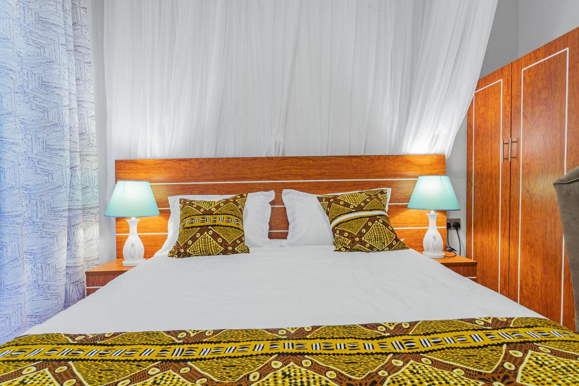 Ambrosia Heights Entebbe Hotel Kültér fotó