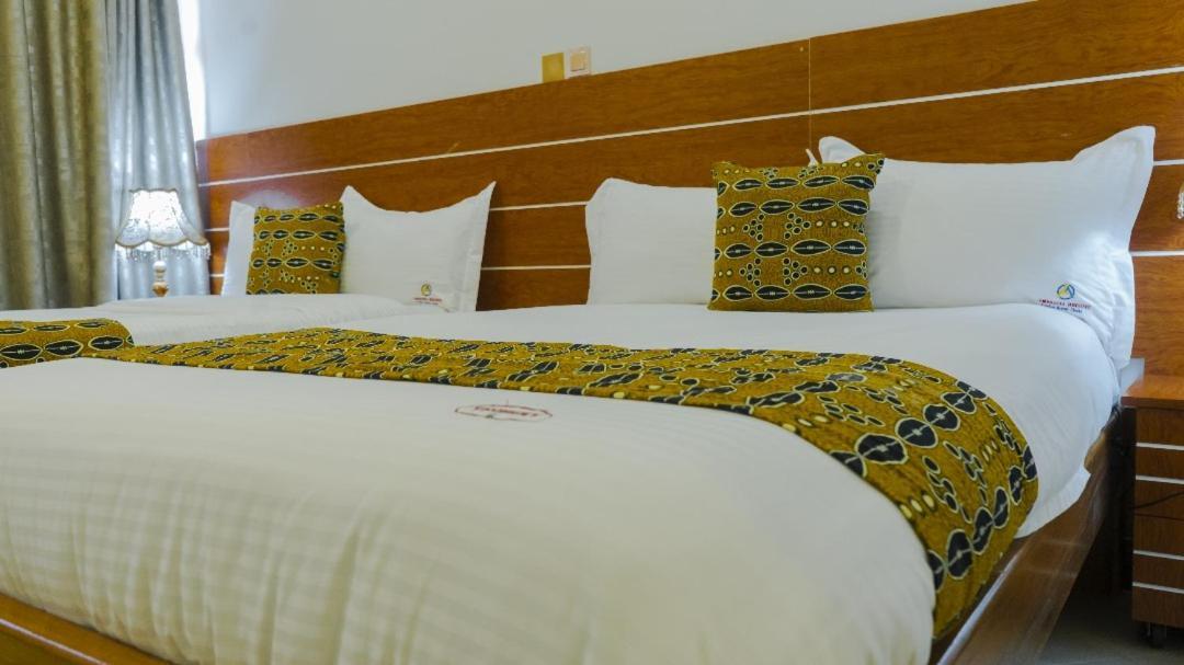 Ambrosia Heights Entebbe Hotel Kültér fotó