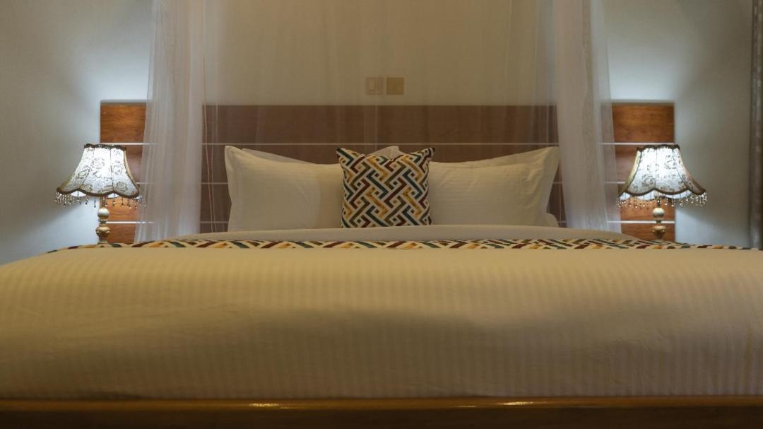 Ambrosia Heights Entebbe Hotel Kültér fotó