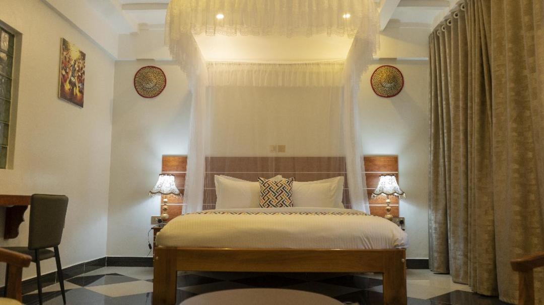 Ambrosia Heights Entebbe Hotel Kültér fotó