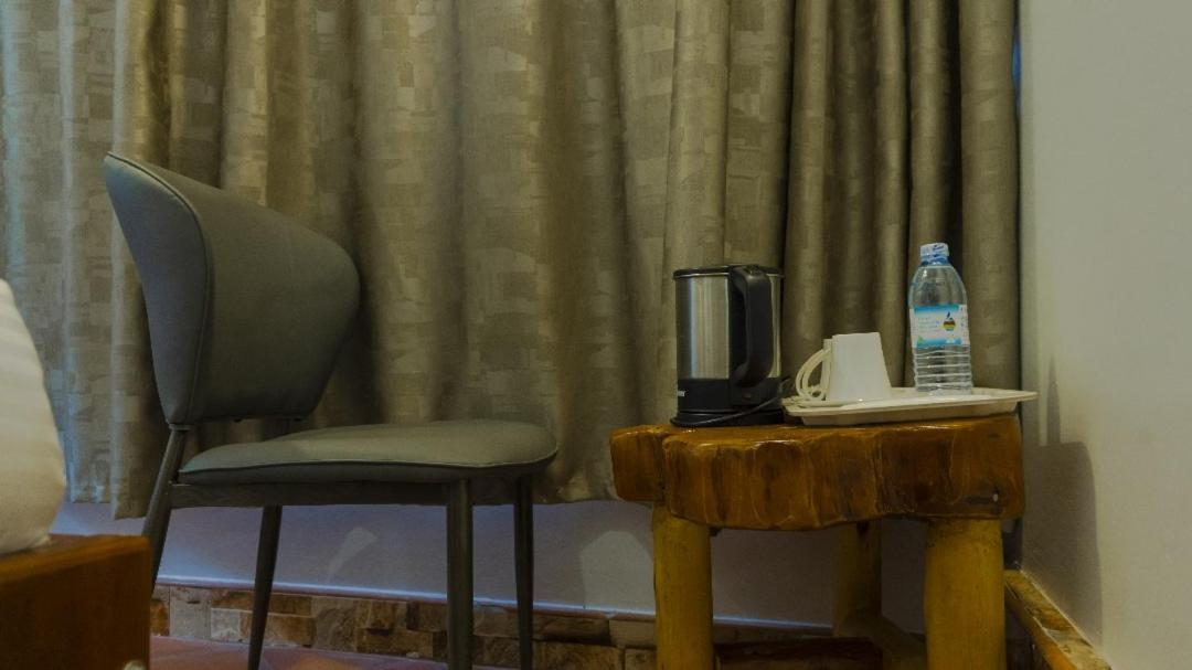 Ambrosia Heights Entebbe Hotel Kültér fotó